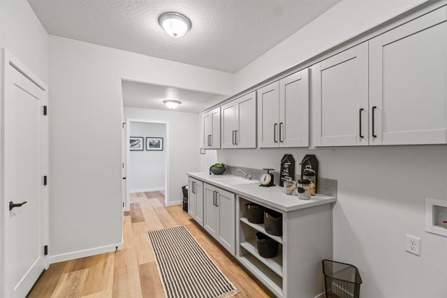 24785 E Blue Ridge Ave, Liberty Lake, WA 99019