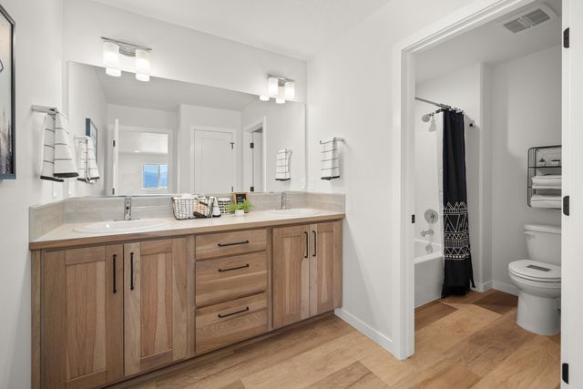 24785 E Blue Ridge Ave, Liberty Lake, WA 99019