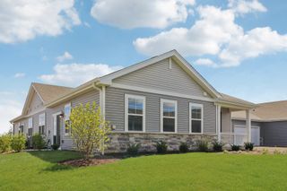 1077 Savannah Lane, Pingree Grove, IL 60140