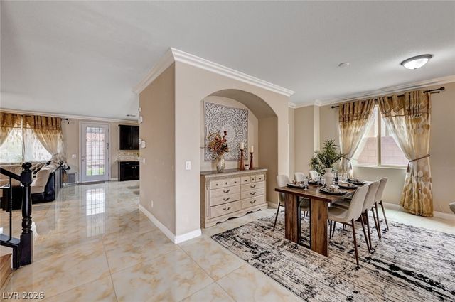 8223 Saddleback Ledge Avenue, Las Vegas, NV 89147