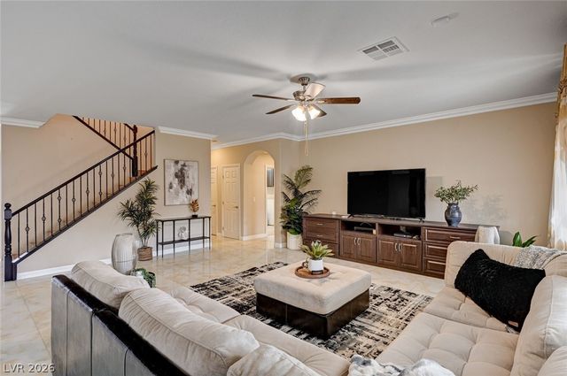 8223 Saddleback Ledge Avenue, Las Vegas, NV 89147