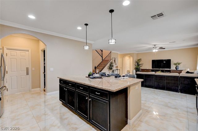 8223 Saddleback Ledge Avenue, Las Vegas, NV 89147