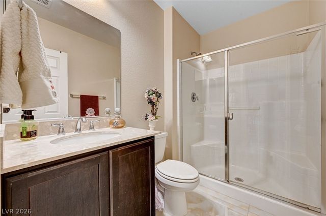 8223 Saddleback Ledge Avenue, Las Vegas, NV 89147