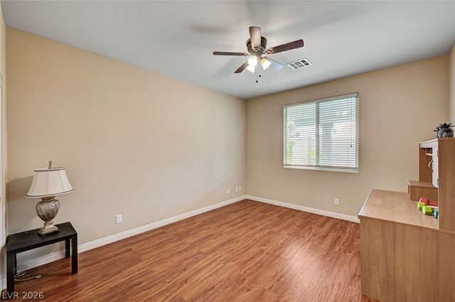 8223 Saddleback Ledge Avenue, Las Vegas, NV 89147