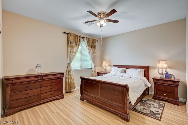 8223 Saddleback Ledge Avenue, Las Vegas, NV 89147