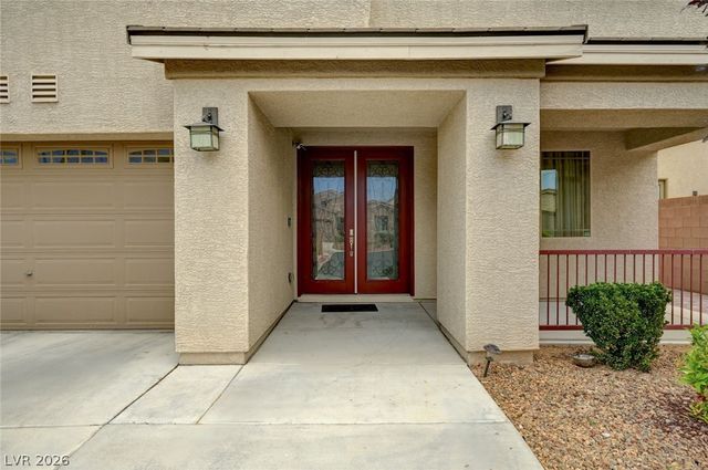 8223 Saddleback Ledge Avenue, Las Vegas, NV 89147