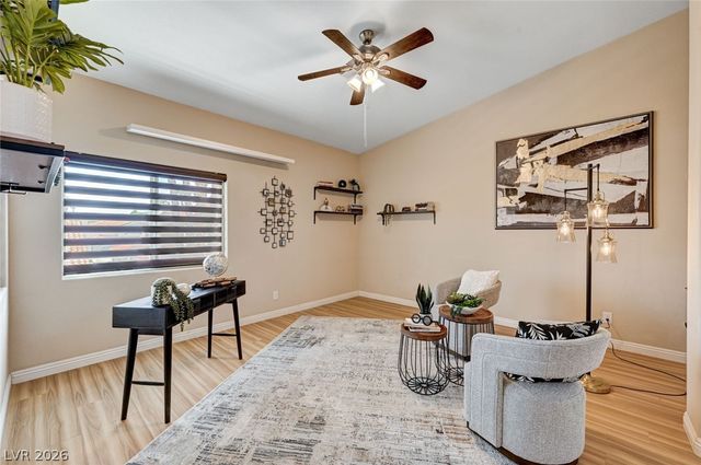 8223 Saddleback Ledge Avenue, Las Vegas, NV 89147