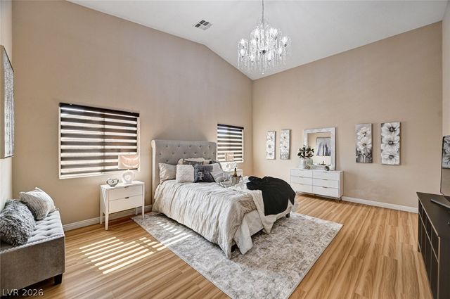 8223 Saddleback Ledge Avenue, Las Vegas, NV 89147