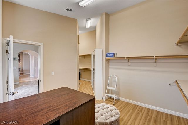 8223 Saddleback Ledge Avenue, Las Vegas, NV 89147