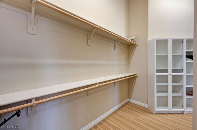 8223 Saddleback Ledge Avenue, Las Vegas, NV 89147