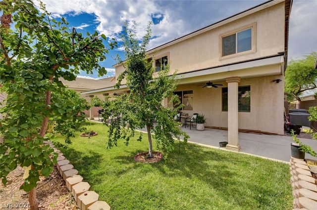 8223 Saddleback Ledge Avenue, Las Vegas, NV 89147