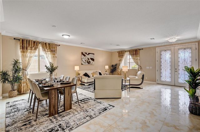 8223 Saddleback Ledge Avenue, Las Vegas, NV 89147