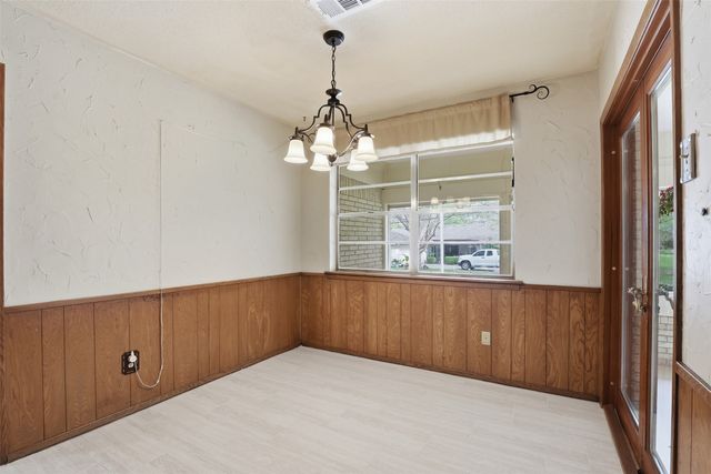 3820 Walton Avenue, Fort Worth, TX 76133