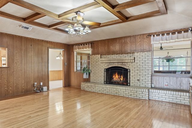 3820 Walton Avenue, Fort Worth, TX 76133