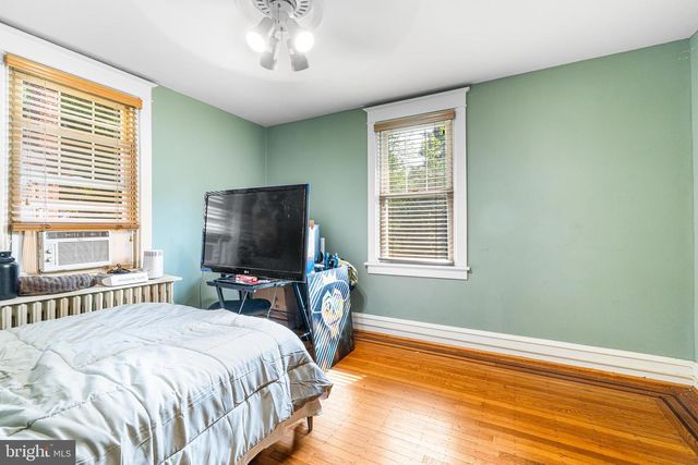 203 HEWETT RD, Wyncote, PA 19095