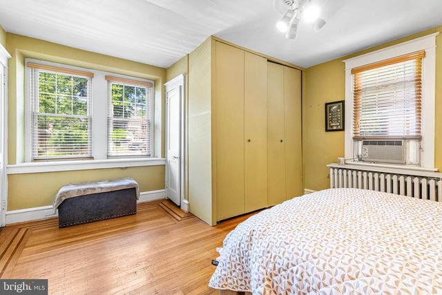 203 HEWETT RD, Wyncote, PA 19095