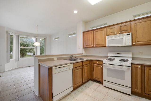 13199 W Essex Lane, Huntley, IL 60142