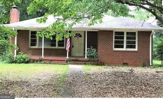 5621 ZANOLA SW, Mableton, GA 30126