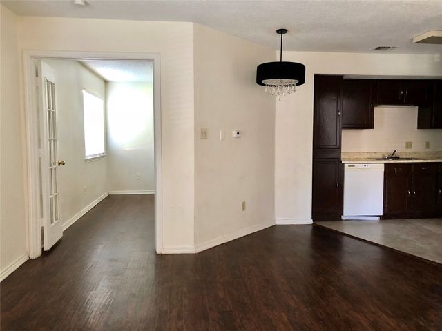 9829 Walnut Street O104, Dallas, TX 75243