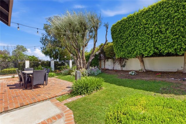 2552 Sunset, Riverside, CA 92506