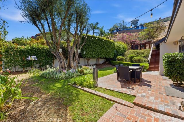 2552 Sunset, Riverside, CA 92506