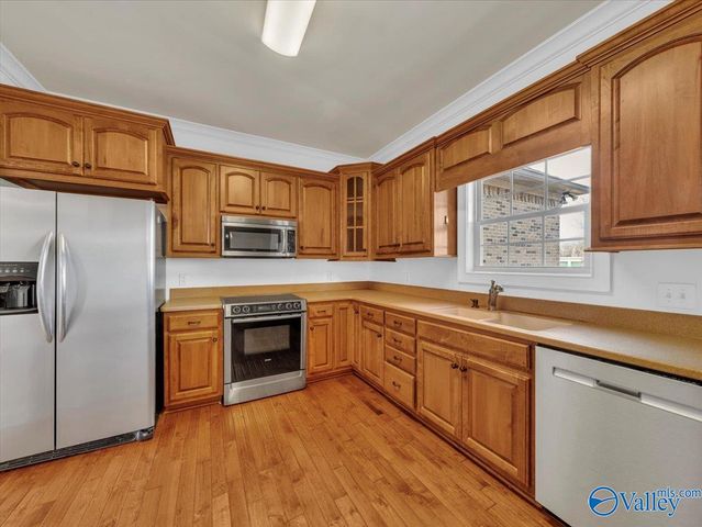 105 Patdean Drive, Huntsville, AL 35811