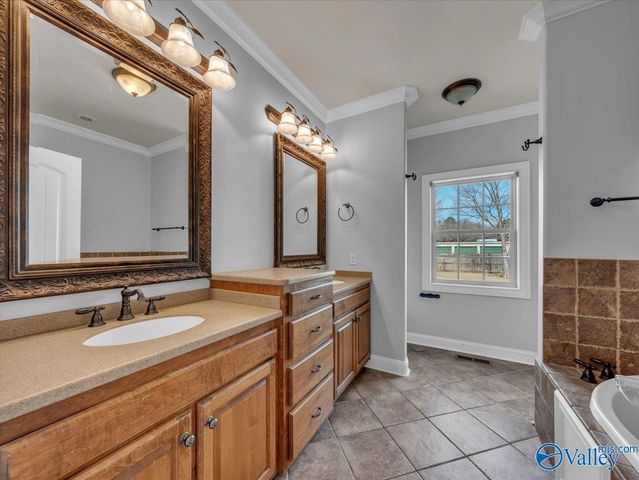 105 Patdean Drive, Huntsville, AL 35811