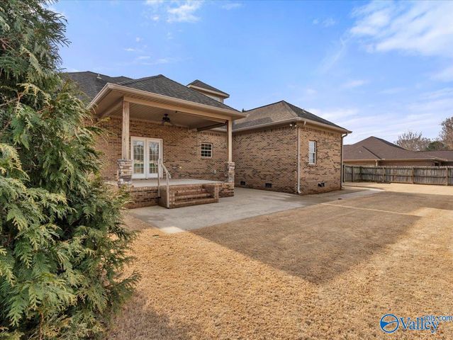 105 Patdean Drive, Huntsville, AL 35811