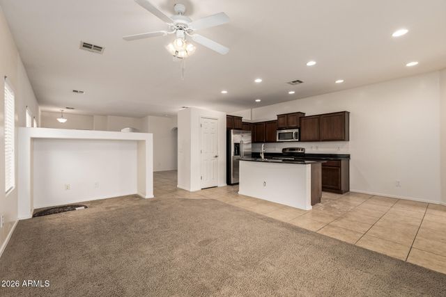 37064 W MONDRAGONE Lane, Maricopa, AZ 85138