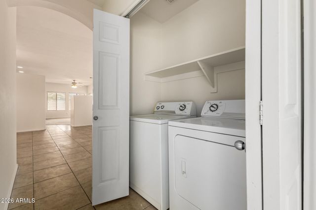 37064 W MONDRAGONE Lane, Maricopa, AZ 85138