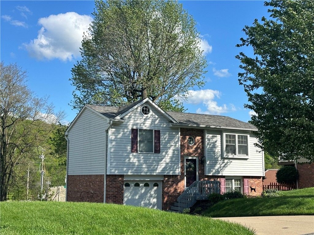 3126 School Place, Finleyville, PA 15332