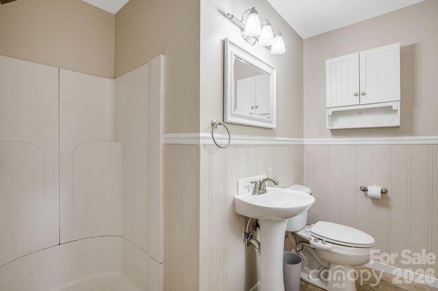 440 Royal Pines Drive, Arden, NC 28704