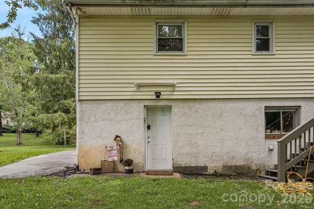 440 Royal Pines Drive, Arden, NC 28704