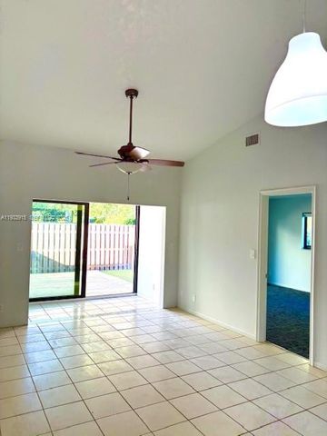 2700 s. oakland Forest Dr 504, Oakland Park, FL 33309