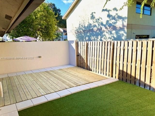 2700 s. oakland Forest Dr 504, Oakland Park, FL 33309