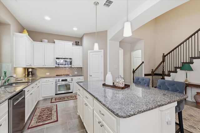 2713 Cole Castle Drive, Lewisville, TX 75056