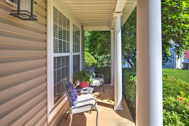 9739 ALLEGRO DR, Manassas, VA 20112
