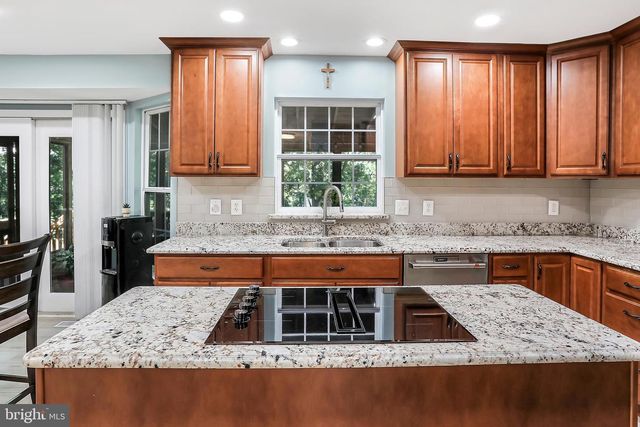 9739 ALLEGRO DR, Manassas, VA 20112