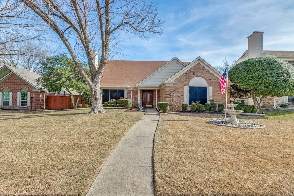 1808 Valencia Drive, Plano, TX 75074