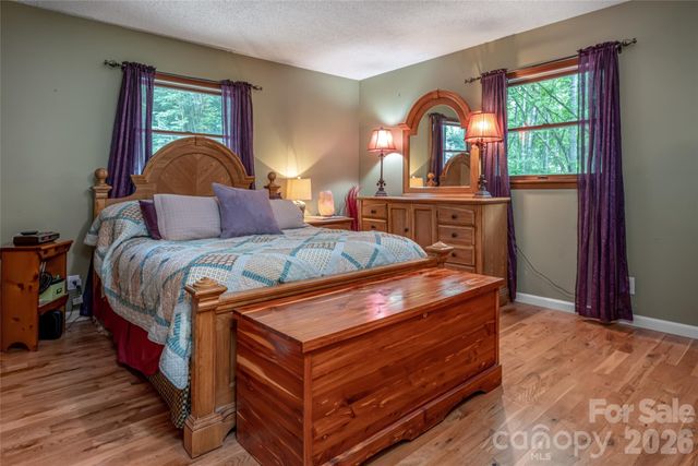 101 Guffey Mountain Road, Fairview, NC 28730