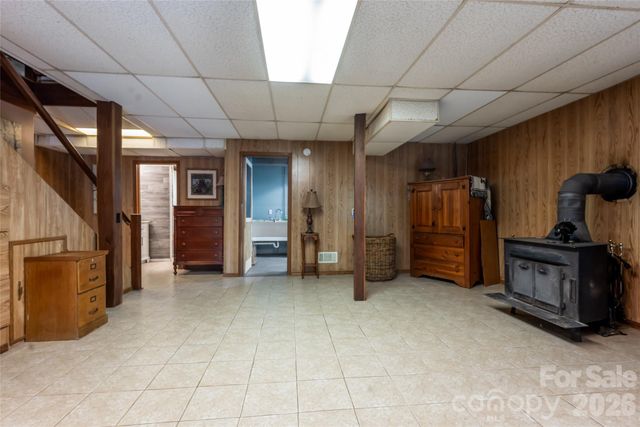 101 Guffey Mountain Road, Fairview, NC 28730