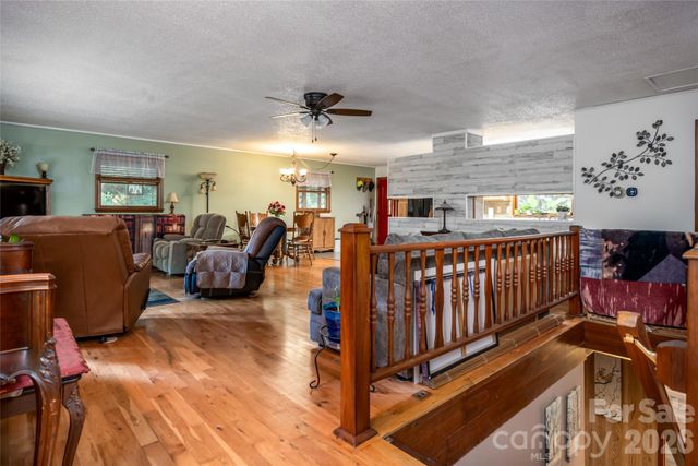 101 Guffey Mountain Road, Fairview, NC 28730