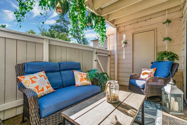 3952 Lancelot Ct, Cameron Park, CA 95682