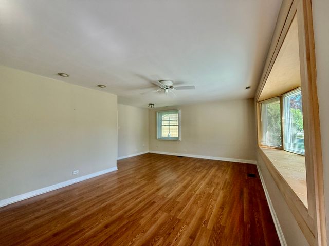 4138 Custer Avenue, Brookfield, IL 60513