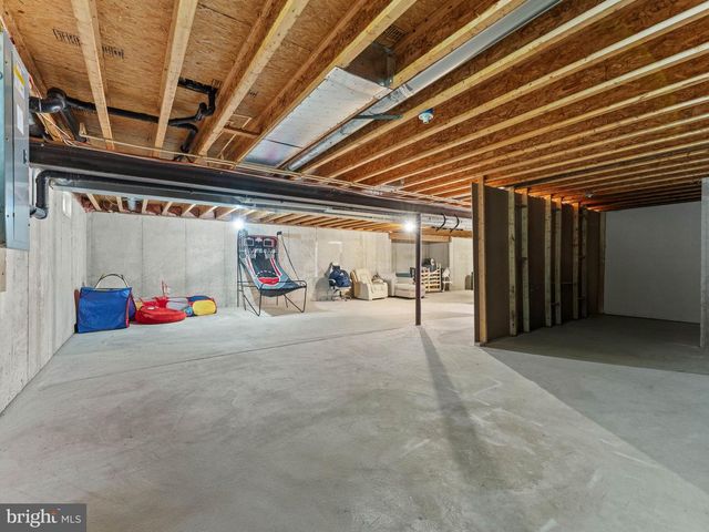 110 LEWIS CT, Franklinville, NJ 08322