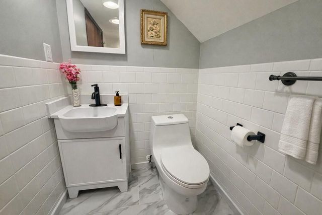 2181 S 91st STREET, Milwaukee, WI 53227