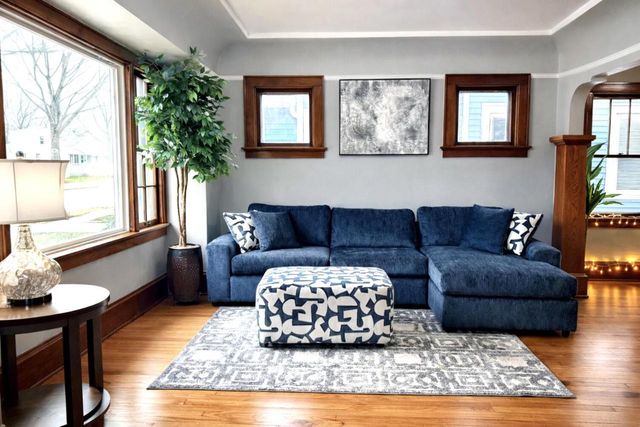 2181 S 91st STREET, Milwaukee, WI 53227