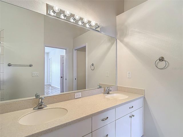 12200 PUTTER GREEN COURT, New Port Richey, FL 34654