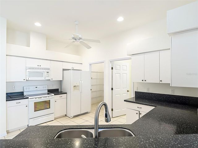 12200 PUTTER GREEN COURT, New Port Richey, FL 34654