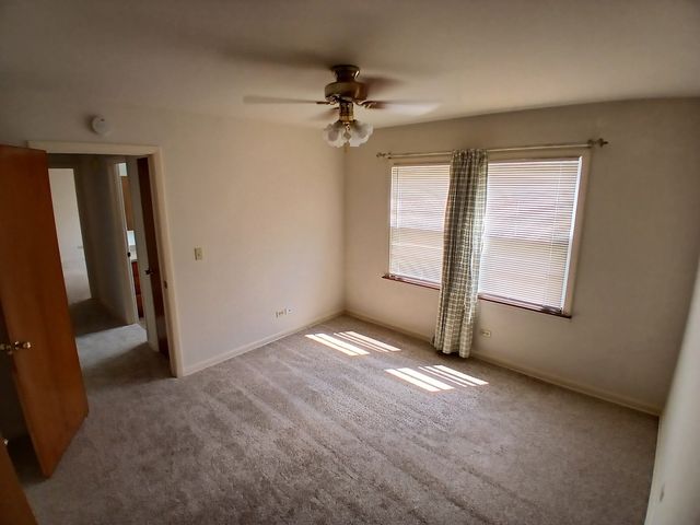 211 N BOTHWELL Drive 1A, Palatine, IL 60067